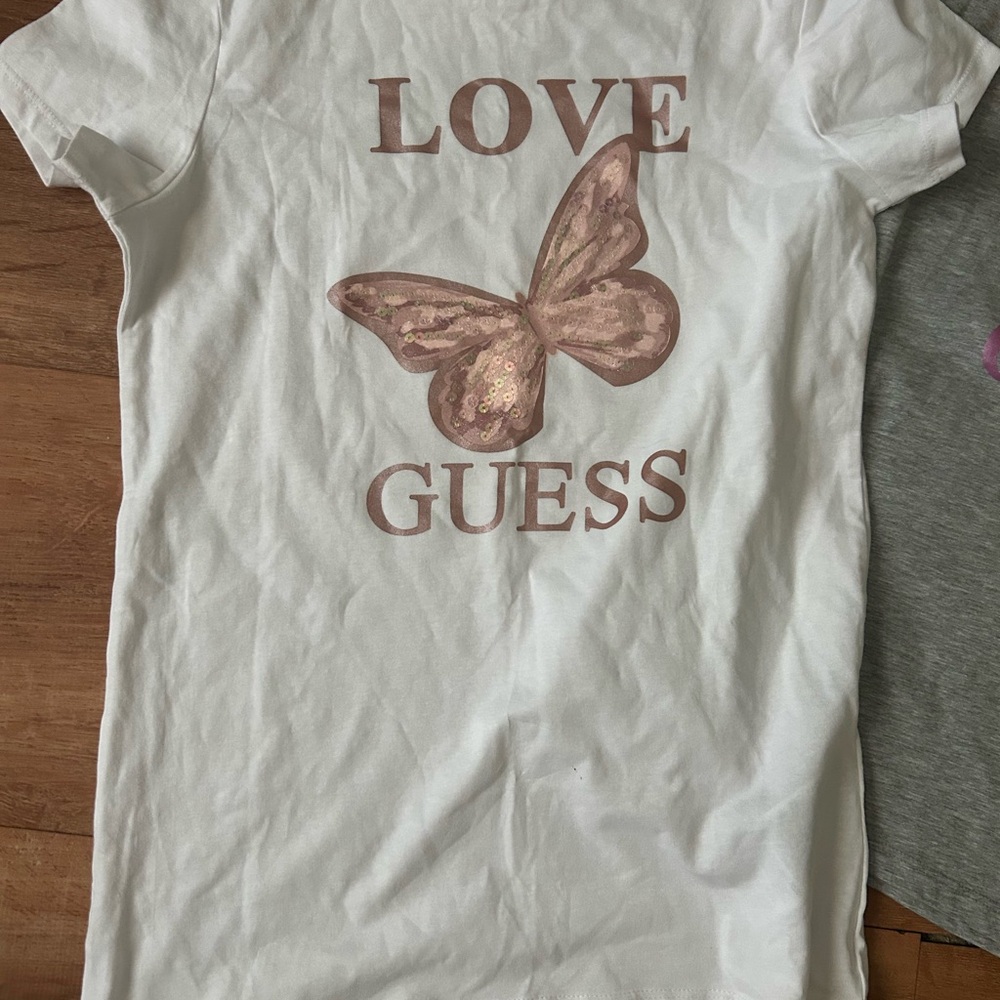 GUESS White Tee with Rose Gold Accent